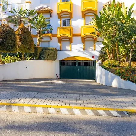 Apartment 2 Bedrooms Terrace - Pool & Parking *