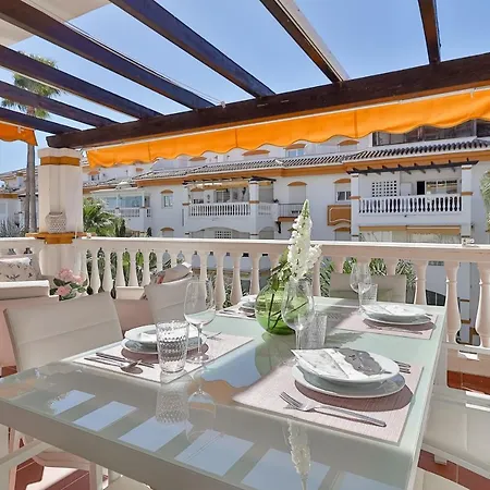 Apartment 2 Bedrooms Terrace - Pool & Parking