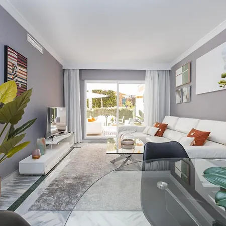 2 Bedrooms Terrace - Pool & Parking